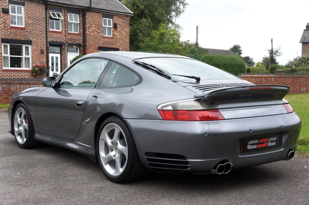 PORSCHE 911 MK 996
