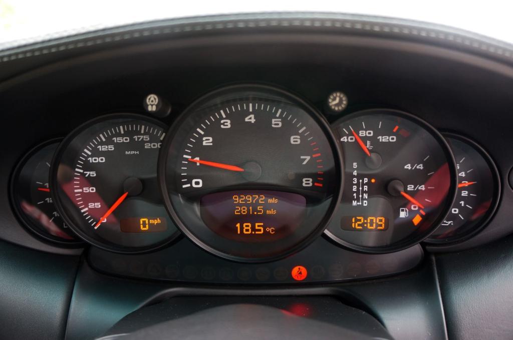 PORSCHE 911 MK 996