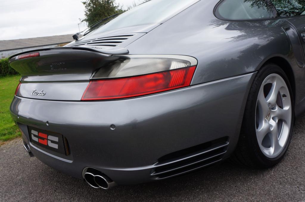 PORSCHE 911 MK 996