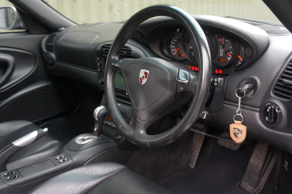 PORSCHE 911 MK 996
