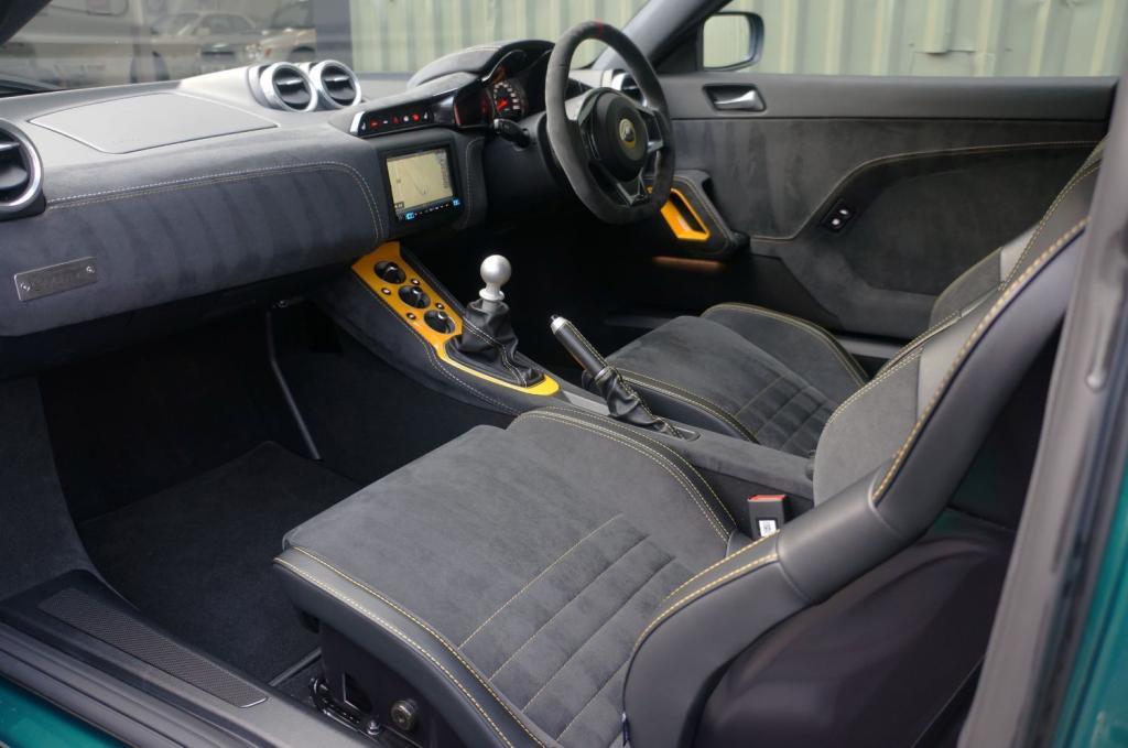 LOTUS EVORA