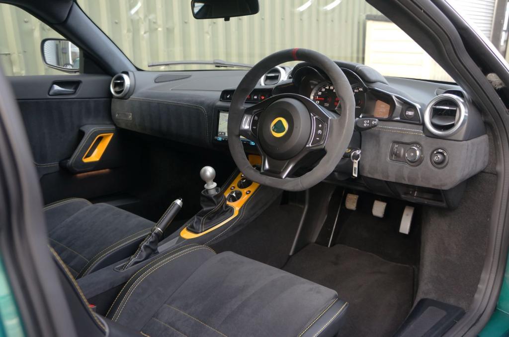 LOTUS EVORA