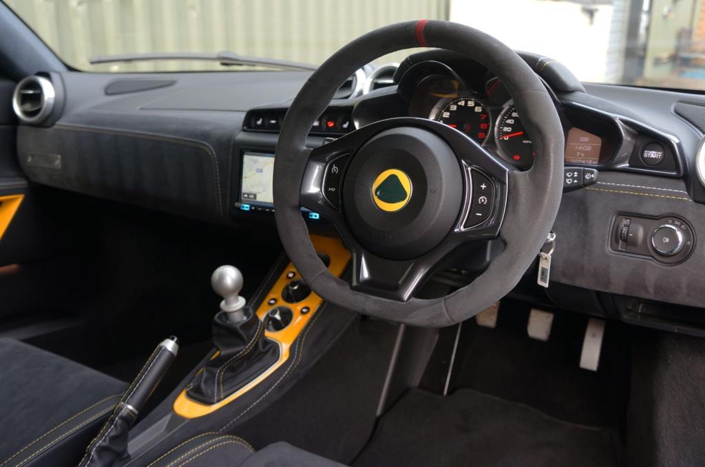 LOTUS EVORA