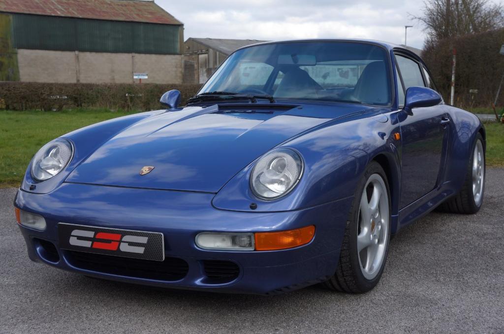 PORSCHE 911