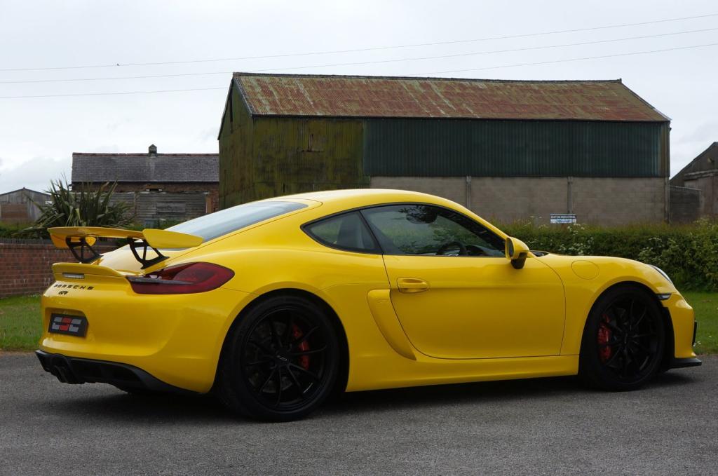 PORSCHE CAYMAN