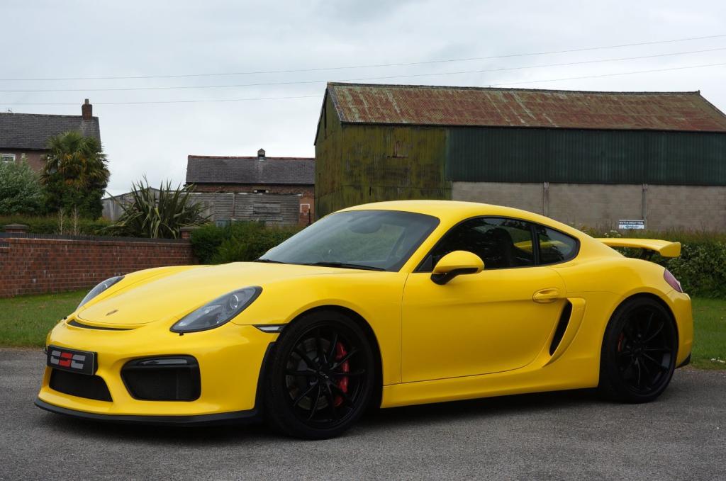 PORSCHE CAYMAN