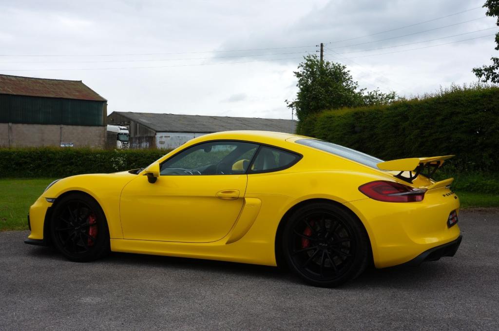 PORSCHE CAYMAN