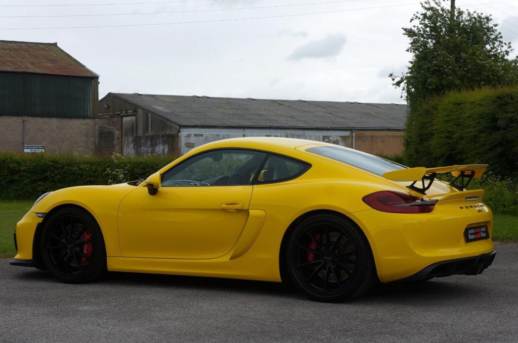PORSCHE CAYMAN