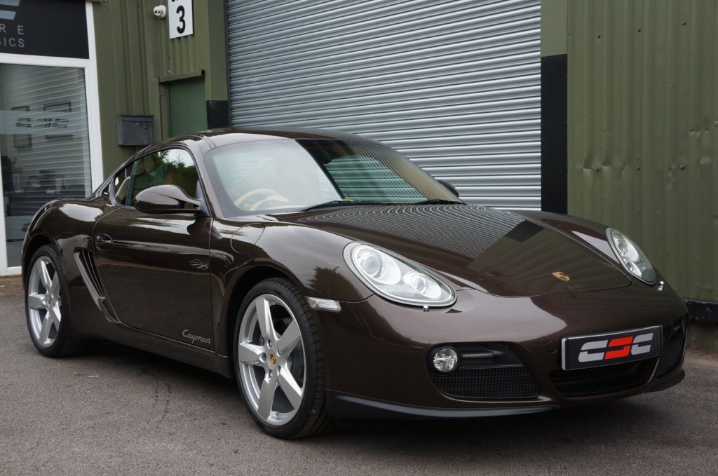 PORSCHE CAYMAN