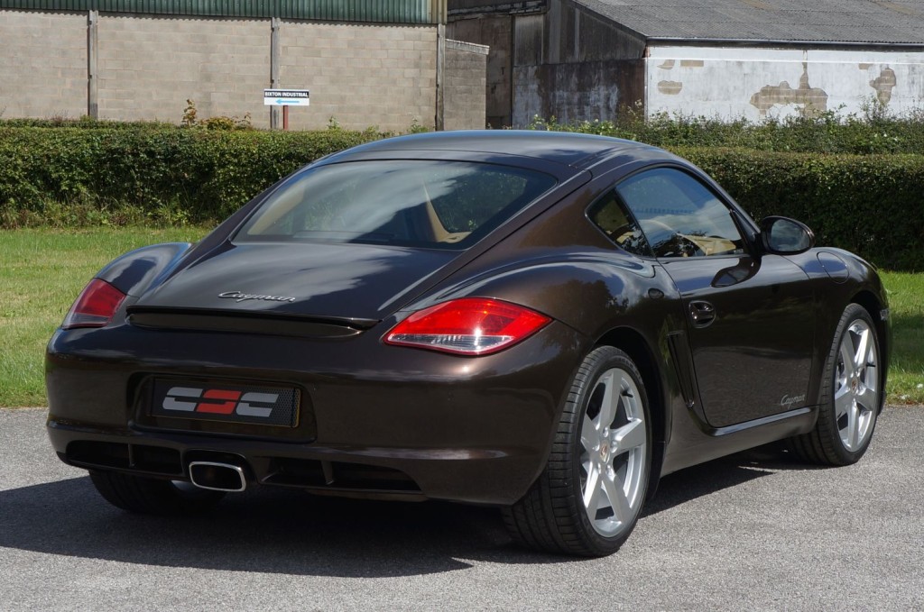 PORSCHE CAYMAN