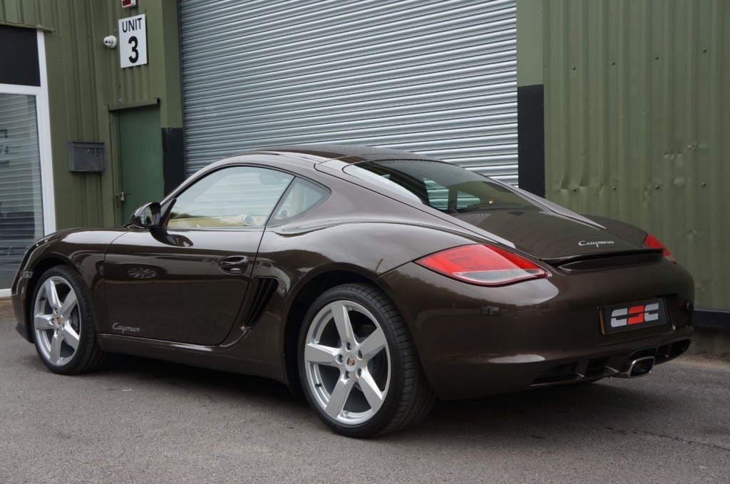 PORSCHE CAYMAN
