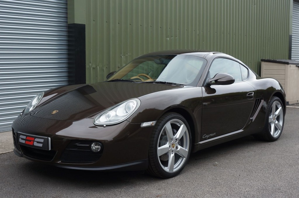 PORSCHE CAYMAN