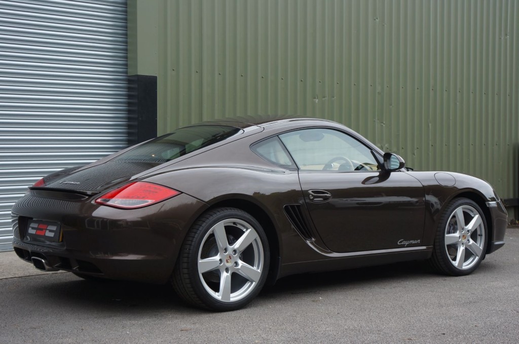 PORSCHE CAYMAN