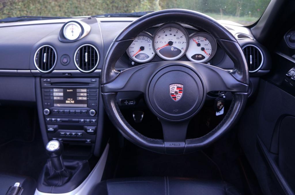 PORSCHE BOXSTER