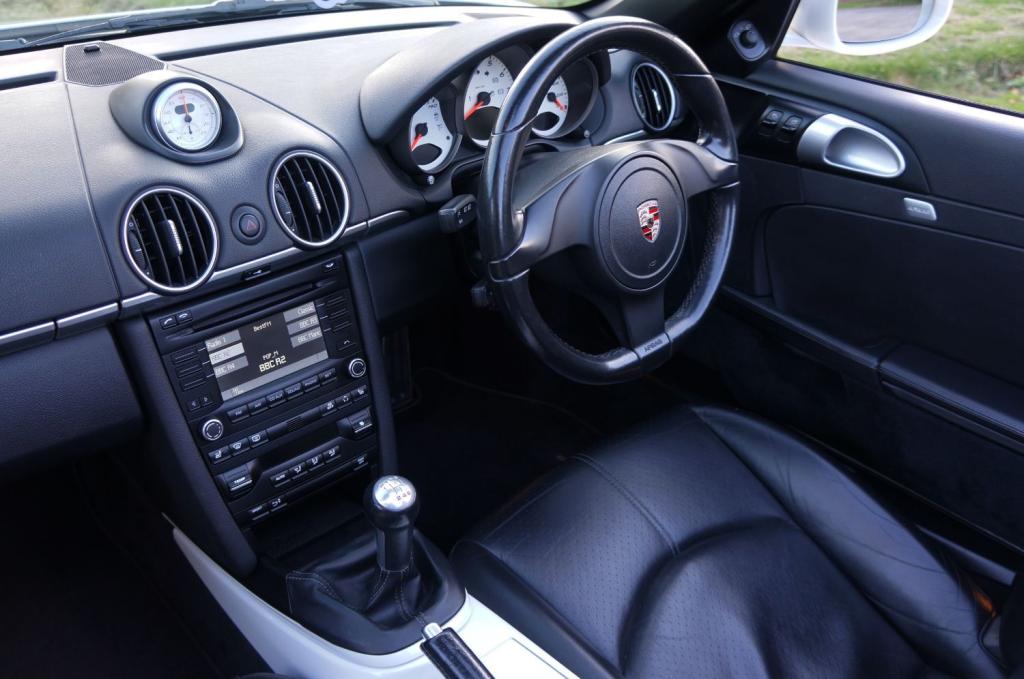 PORSCHE BOXSTER