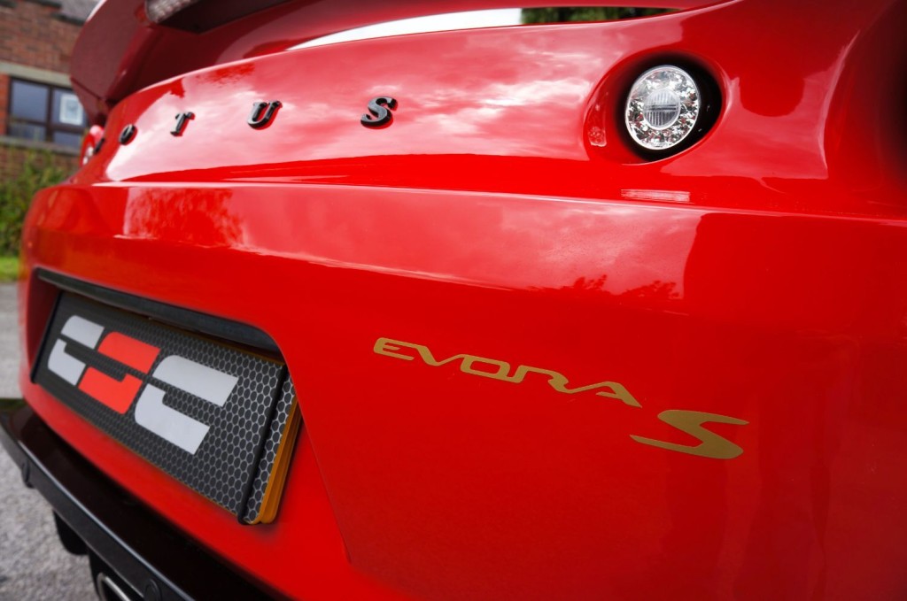 LOTUS EVORA
