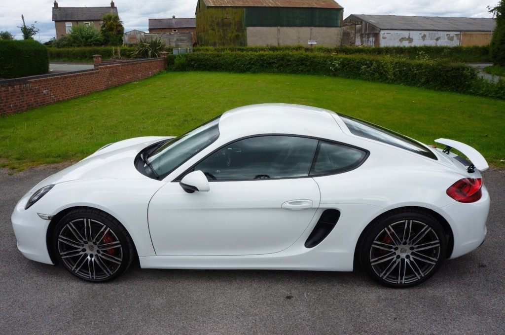 PORSCHE CAYMAN