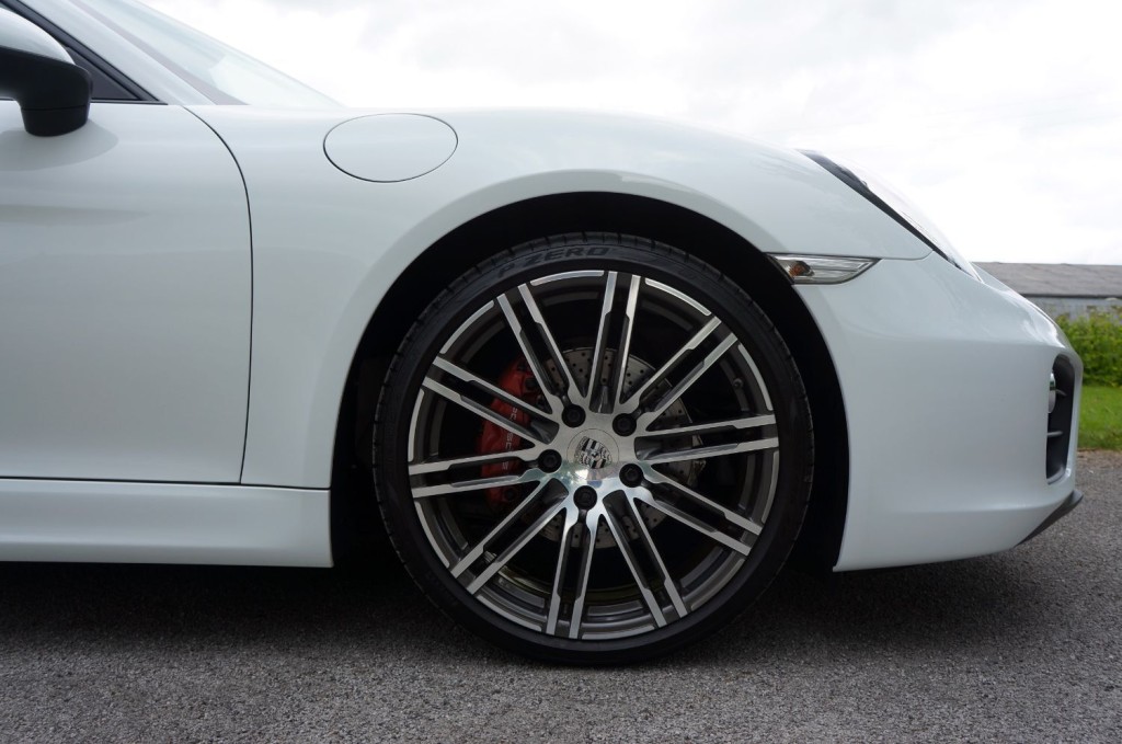 PORSCHE CAYMAN