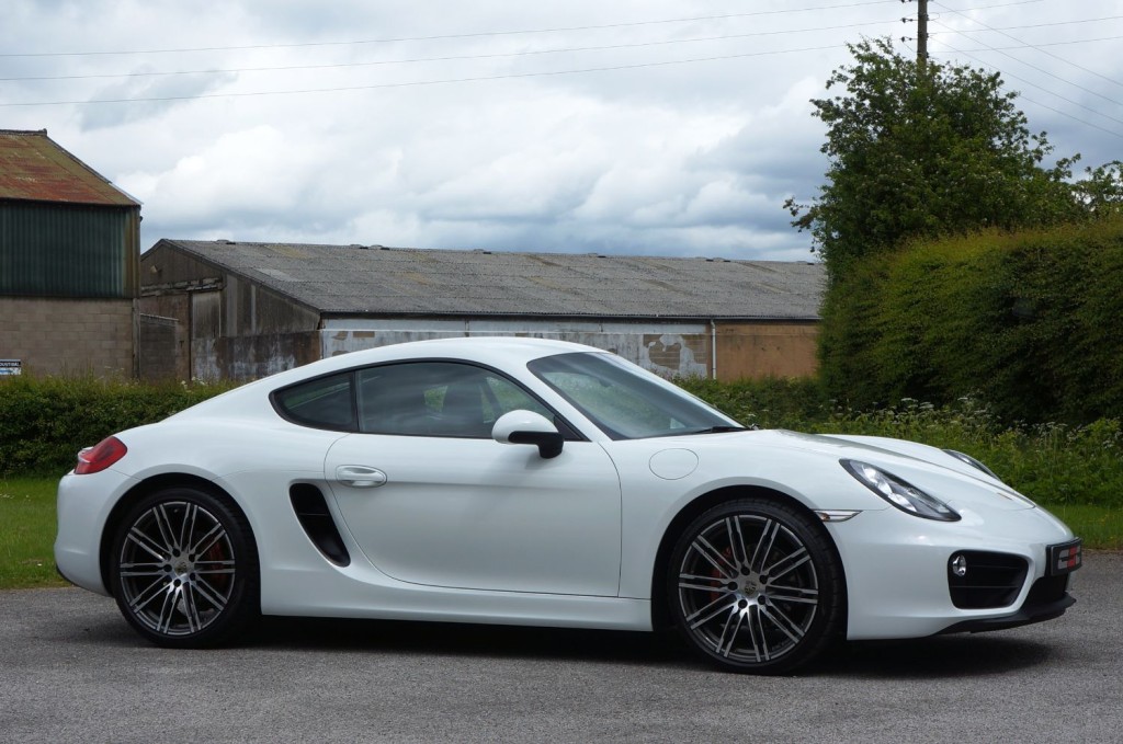 PORSCHE CAYMAN