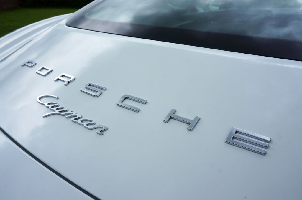 PORSCHE CAYMAN
