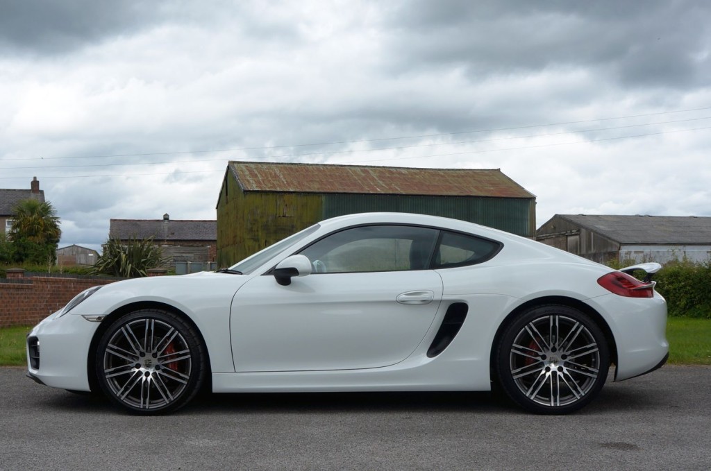 PORSCHE CAYMAN