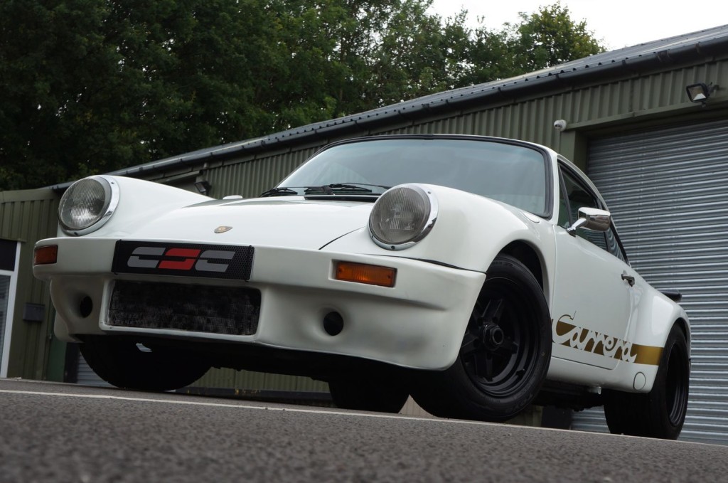 PORSCHE 911 CLASSIC