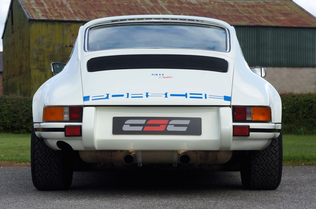 PORSCHE 911 CLASSIC