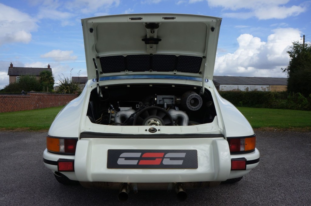 PORSCHE 911 CLASSIC