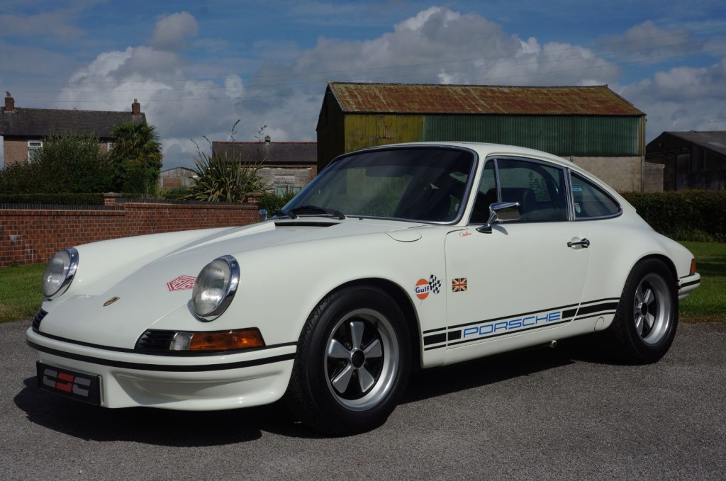 PORSCHE 911 CLASSIC
