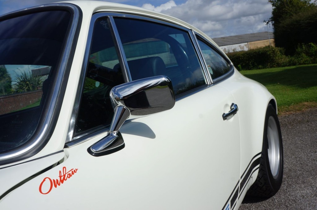 PORSCHE 911 CLASSIC