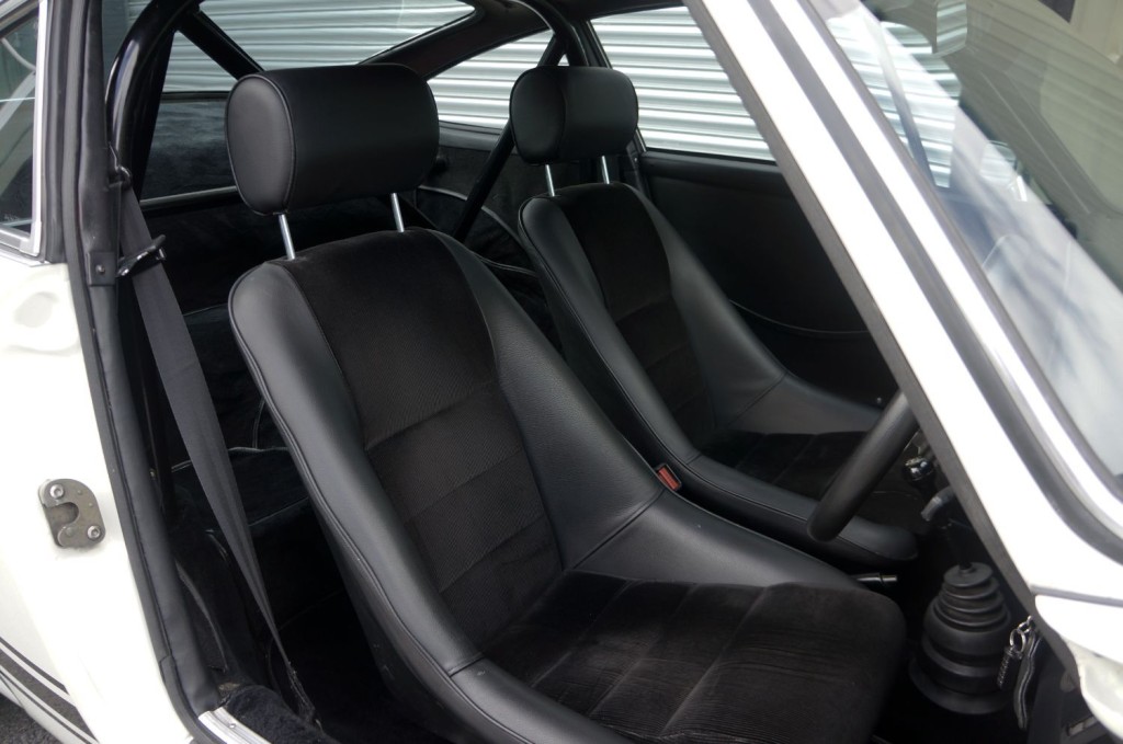 PORSCHE 911 CLASSIC