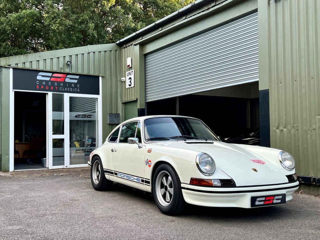 PORSCHE 911 CLASSIC