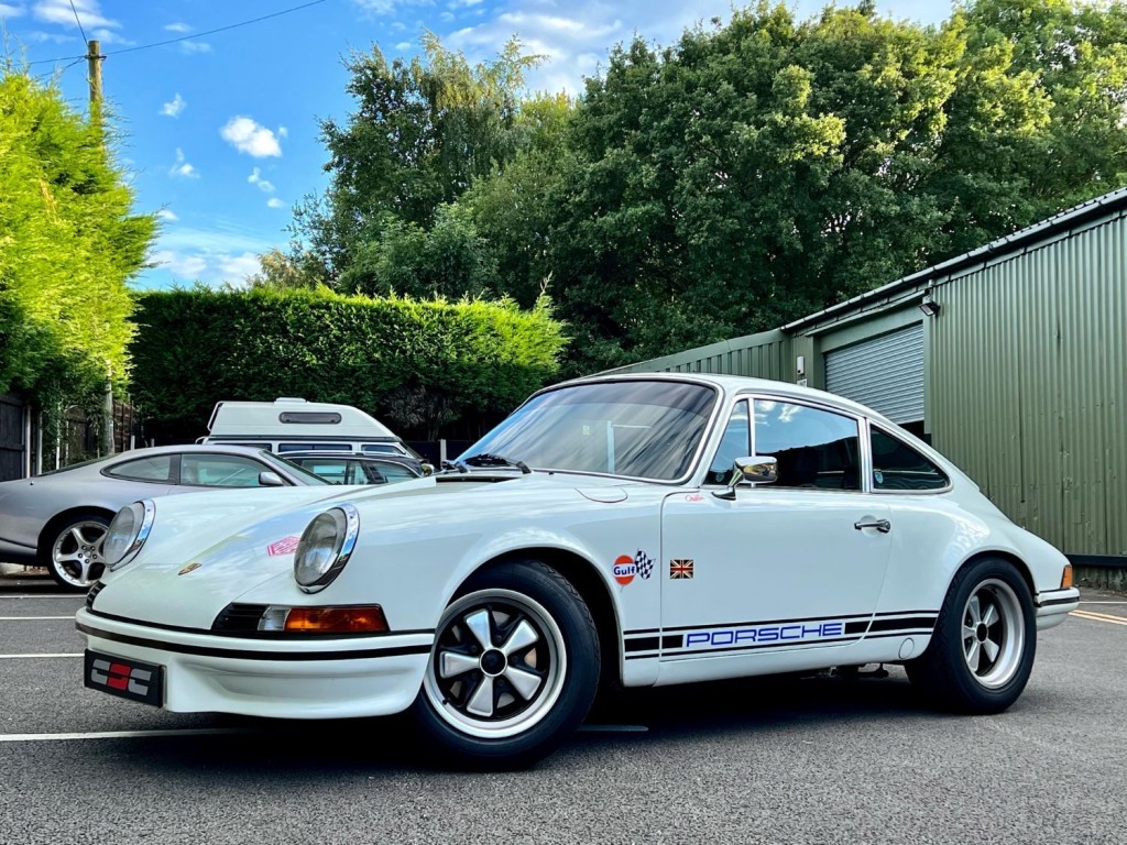 PORSCHE 911 CLASSIC