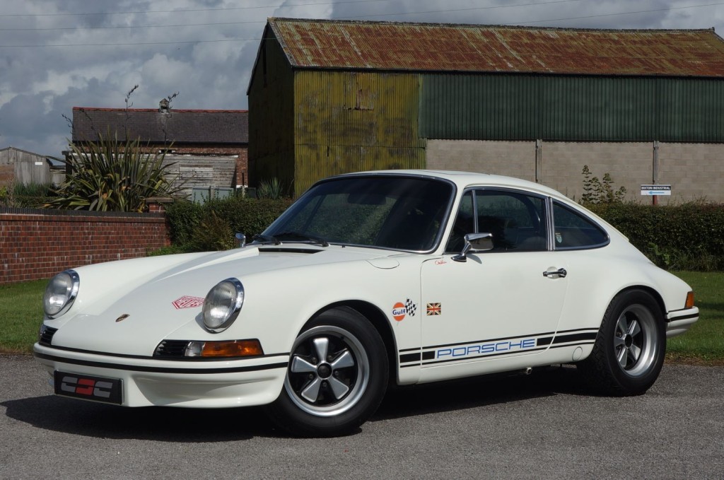 PORSCHE 911 CLASSIC