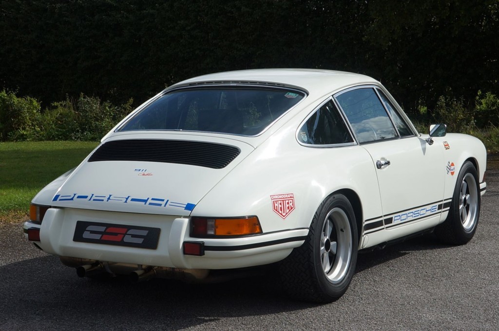 PORSCHE 911 CLASSIC