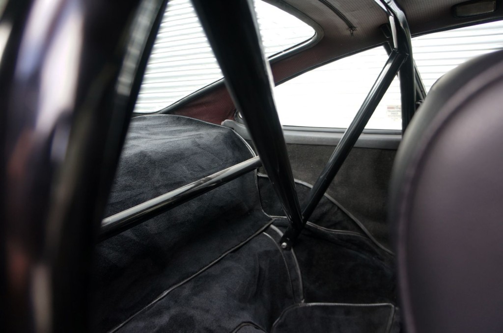 PORSCHE 911 CLASSIC
