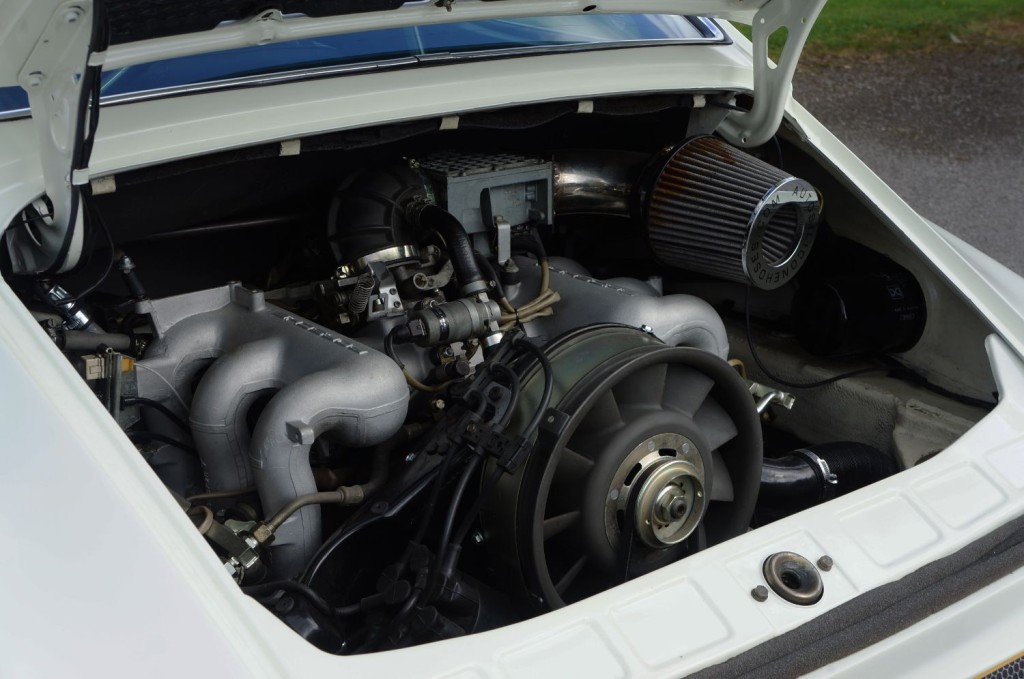 PORSCHE 911 CLASSIC