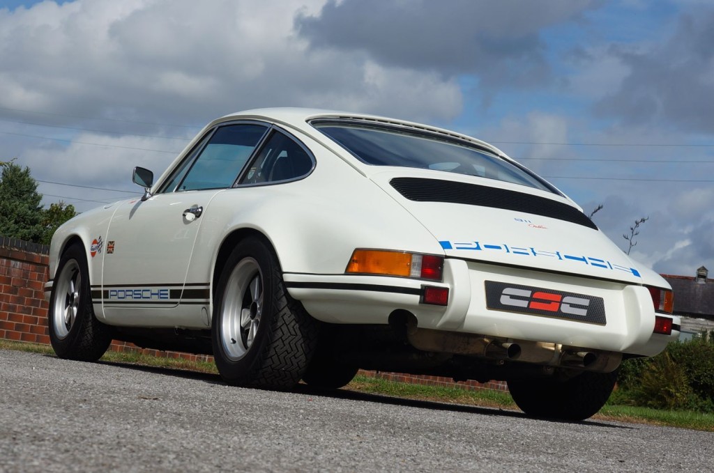 PORSCHE 911 CLASSIC