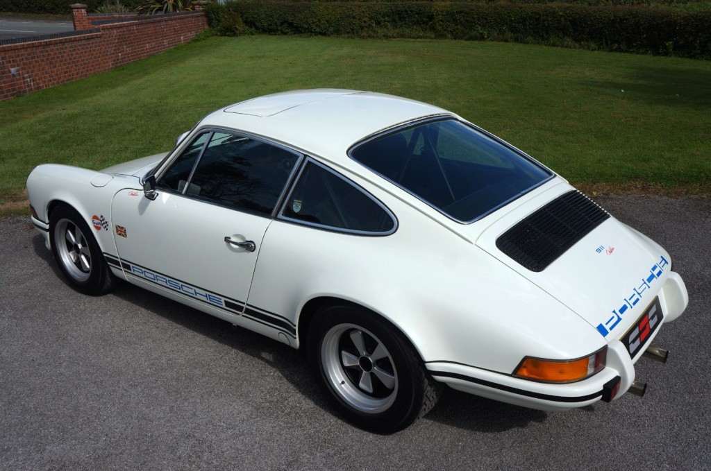 PORSCHE 911 CLASSIC