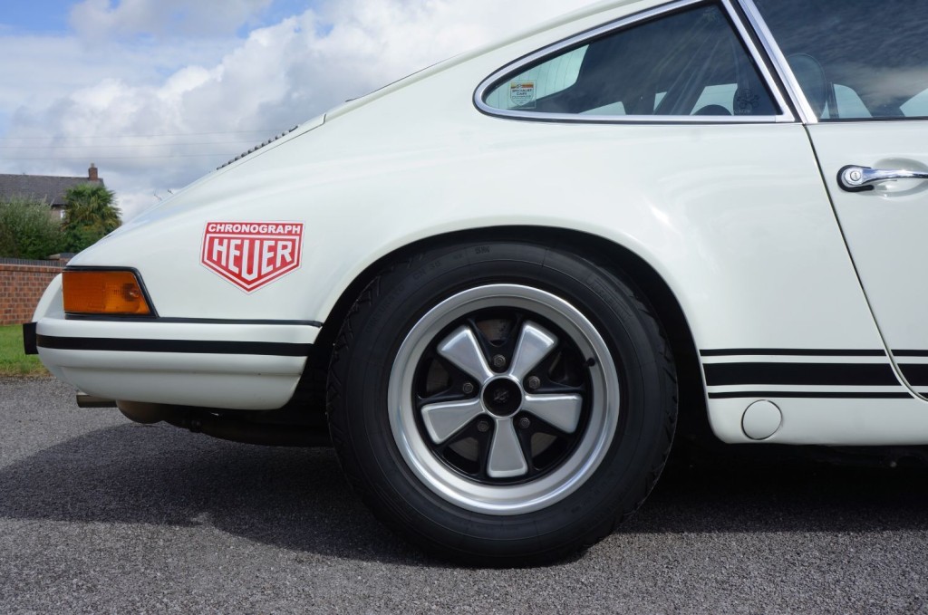 PORSCHE 911 CLASSIC