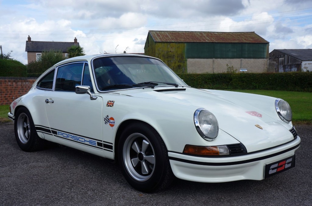 PORSCHE 911 CLASSIC