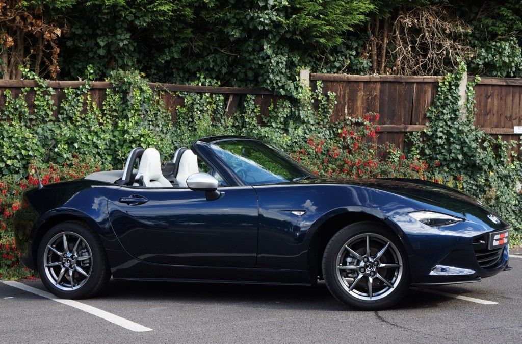 MAZDA MX-5