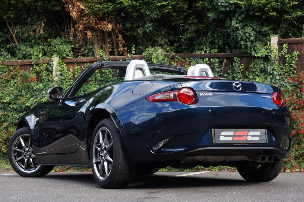 MAZDA MX-5