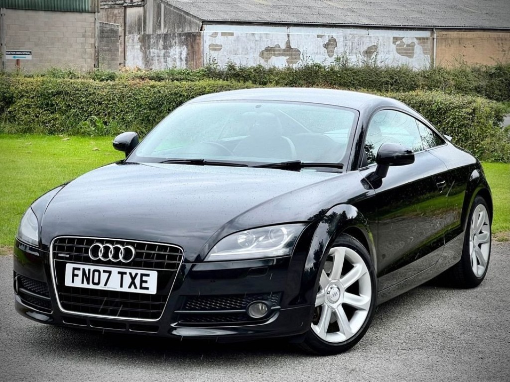 AUDI TT