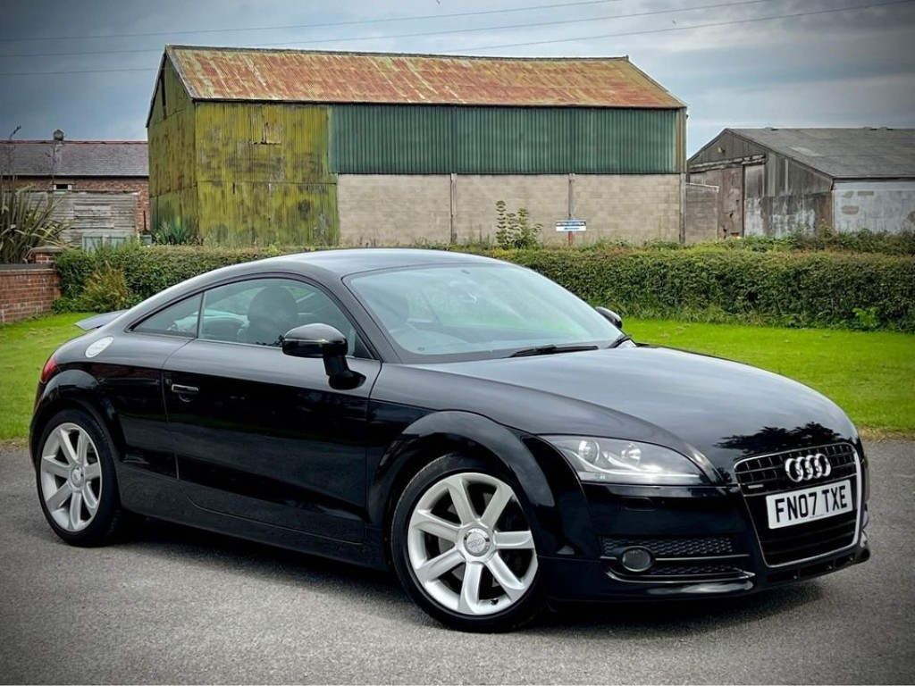 AUDI TT