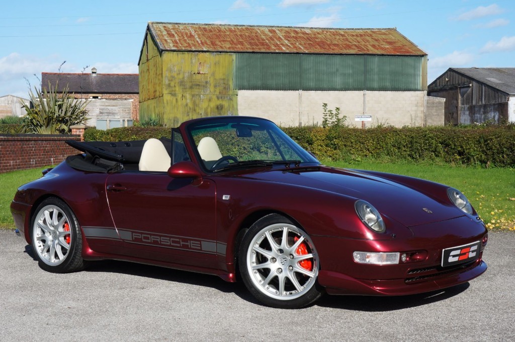 PORSCHE 911