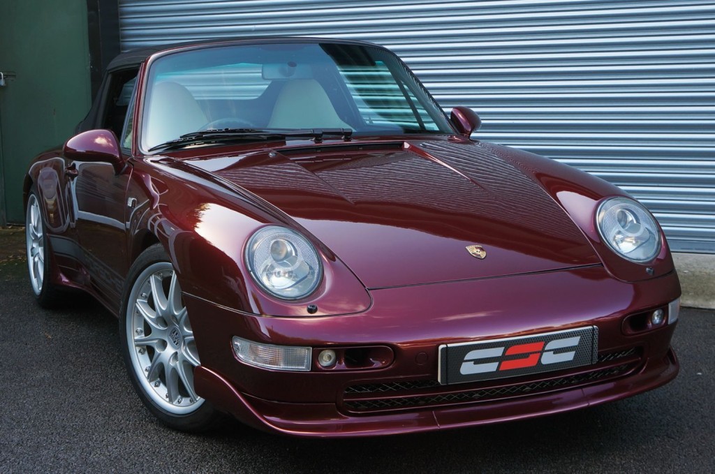 PORSCHE 911