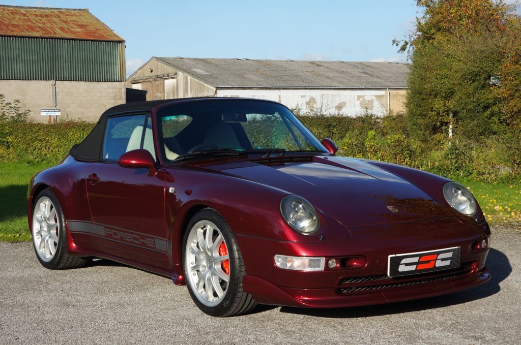 PORSCHE 911