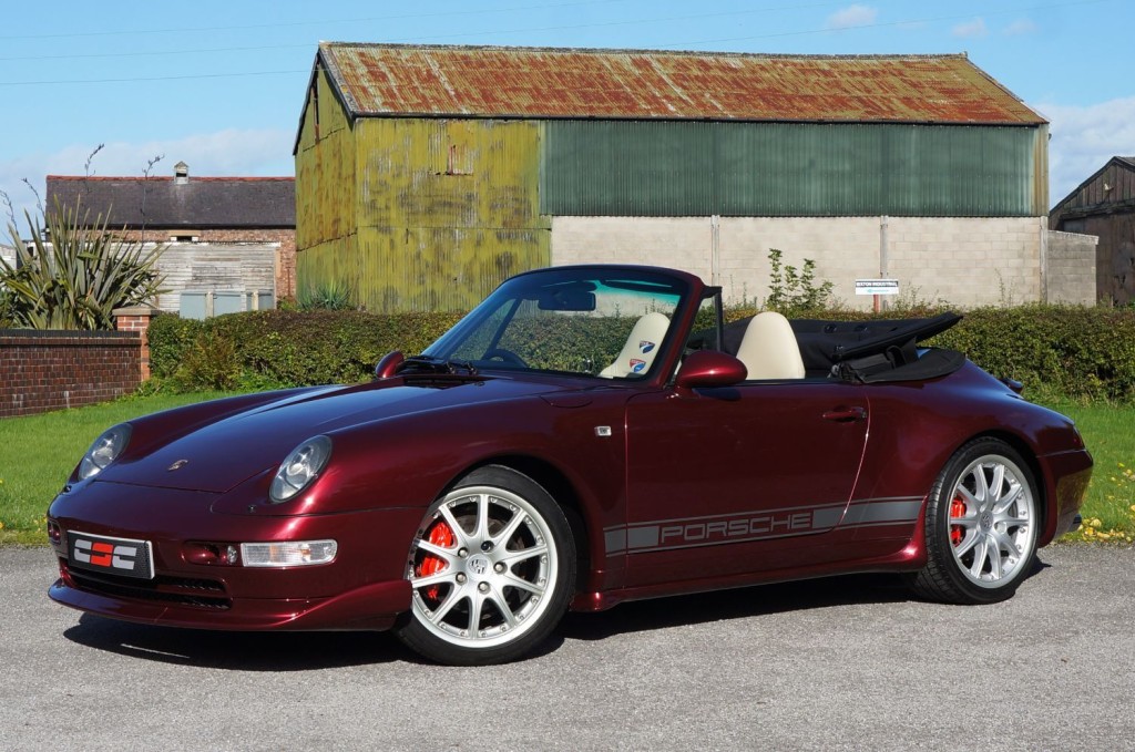 PORSCHE 911