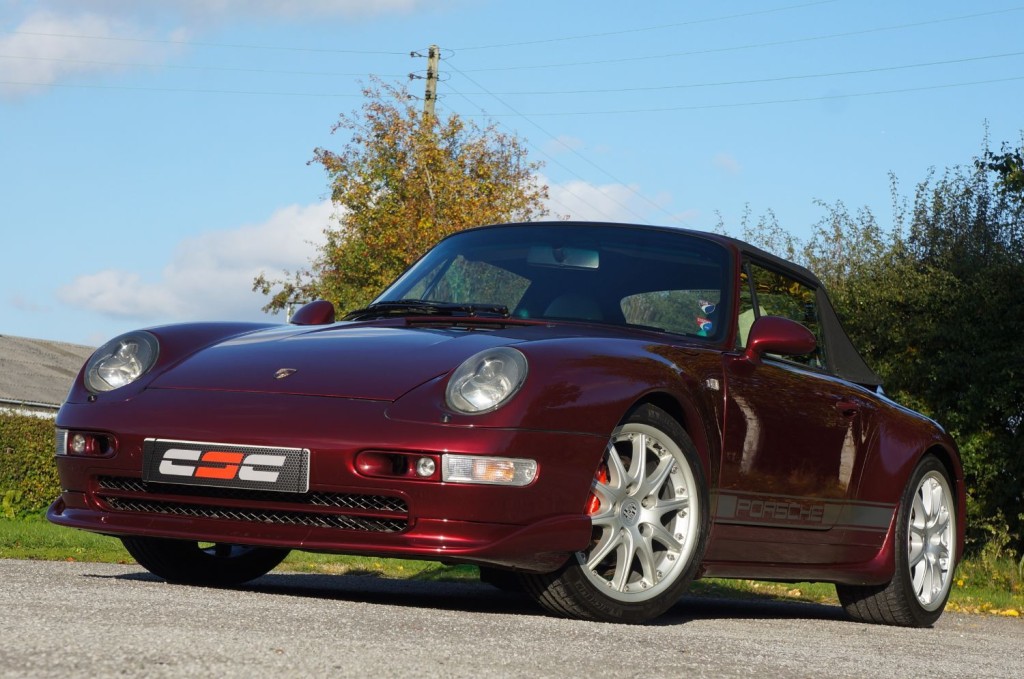 PORSCHE 911